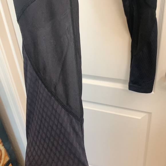 ZELLA Black Leggings Mesh Panels - Size‎ S - Picture 3 of 6